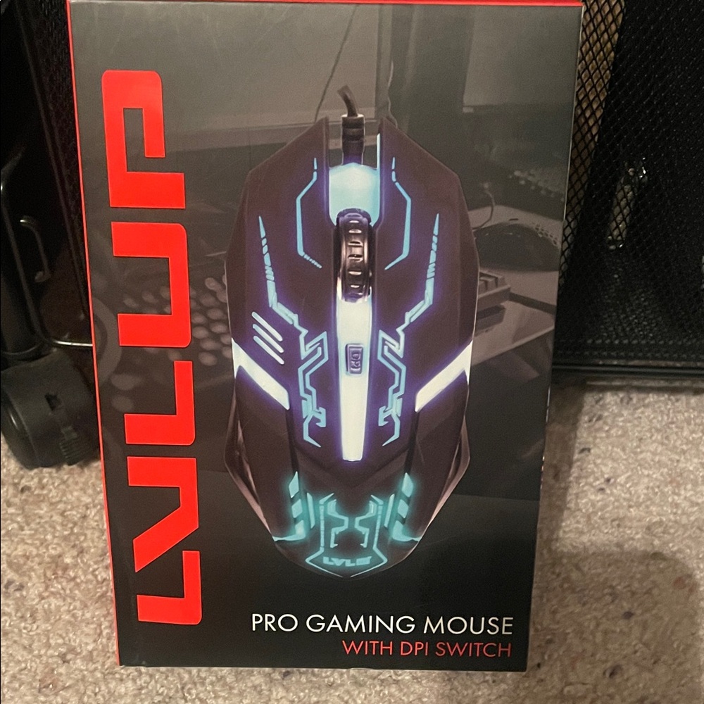 Gaming Mouse with DPI Switch - Black and Blue